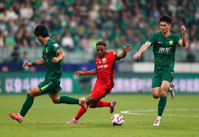 国安派上张, 表现时 国安派上张, 表现时